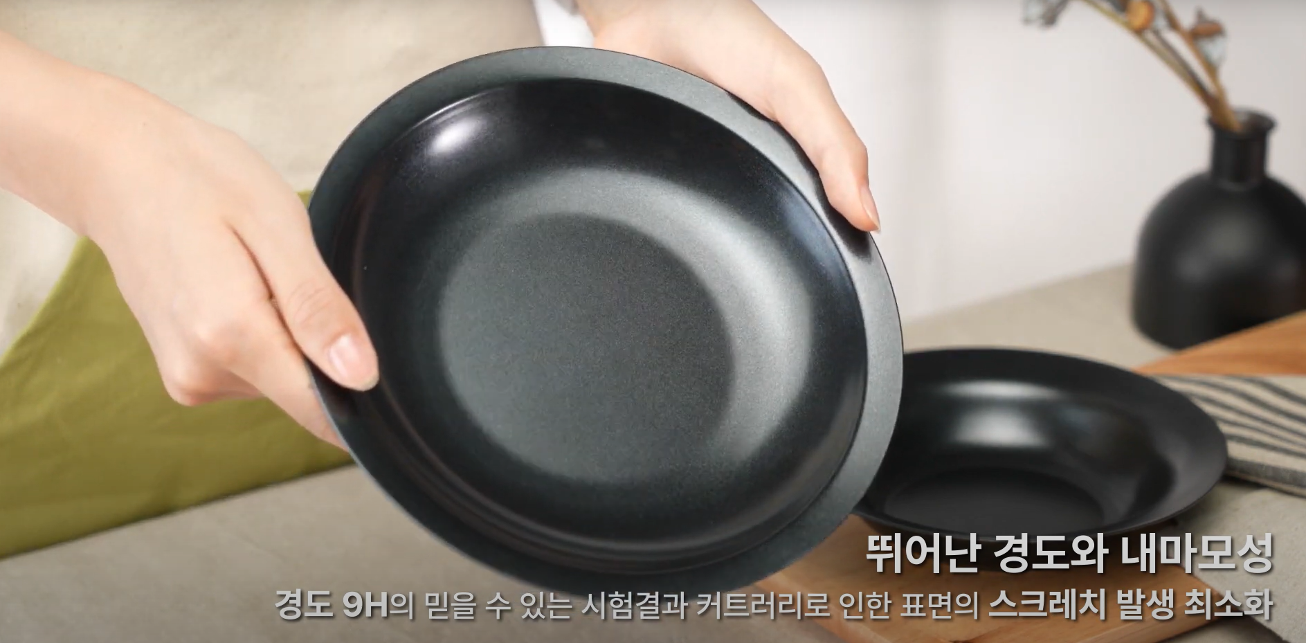 제품 인트로영상제작 감각적인 제품 소개영상